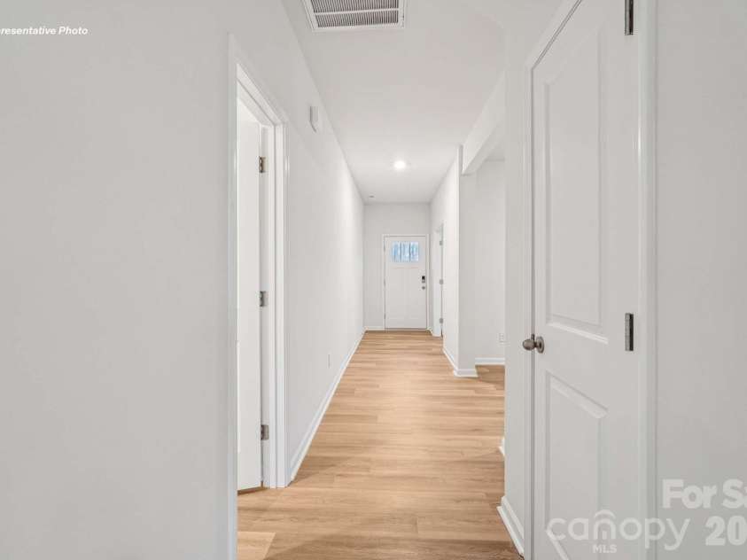 5108 Parker Forest Road, Charlotte, NC 28215.  MLS# CAR4409565, YatesRealty ID 56155. 