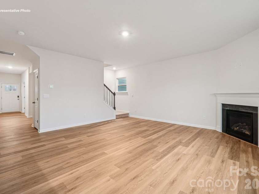5108 Parker Forest Road, Charlotte, NC 28215.  MLS# CAR4409565, YatesRealty ID 56155. 