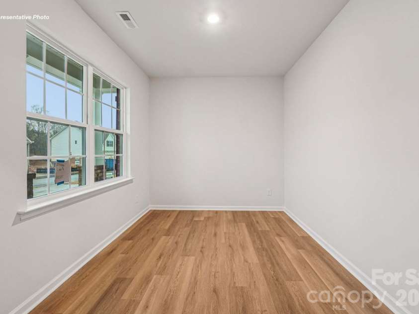 5108 Parker Forest Road, Charlotte, NC 28215.  MLS# CAR4409565, YatesRealty ID 56155. 