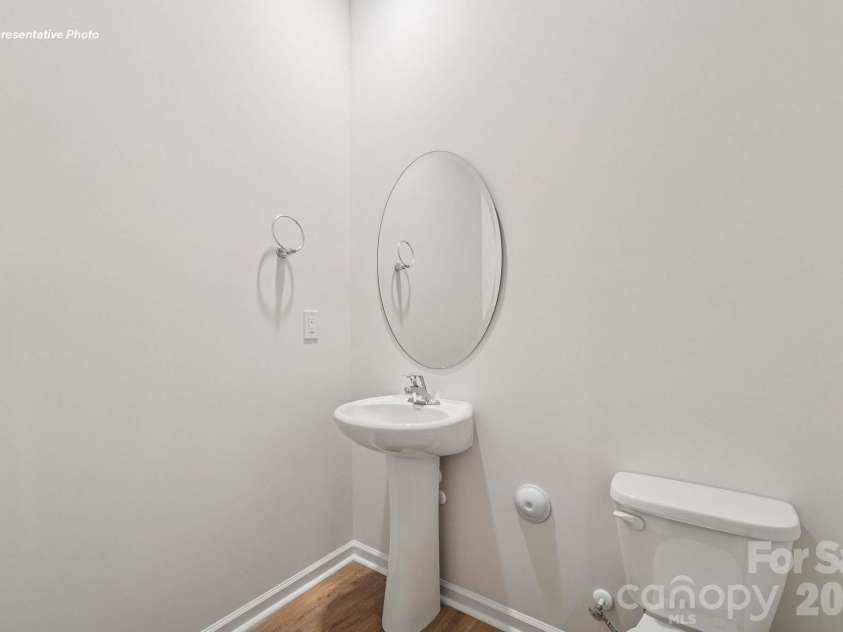 5108 Parker Forest Road, Charlotte, NC 28215.  MLS# CAR4409565, YatesRealty ID 56155. 