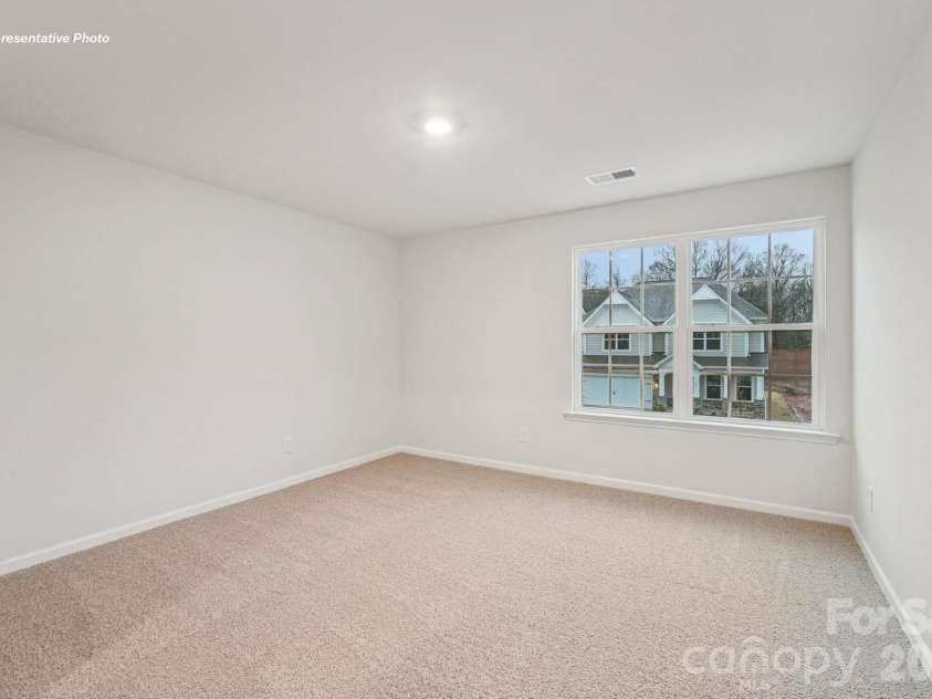 5108 Parker Forest Road, Charlotte, NC 28215.  MLS# CAR4409565, YatesRealty ID 56155. 