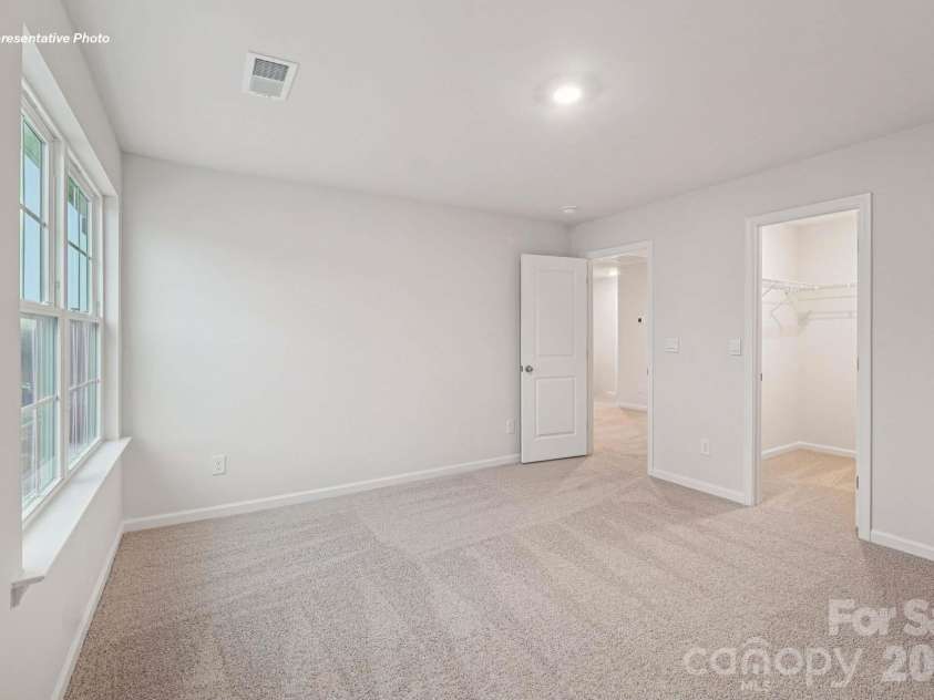 5108 Parker Forest Road, Charlotte, NC 28215.  MLS# CAR4409565, YatesRealty ID 56155. 
