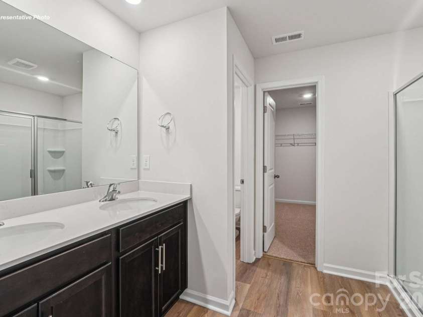 5108 Parker Forest Road, Charlotte, NC 28215.  MLS# CAR4409565, YatesRealty ID 56155. 