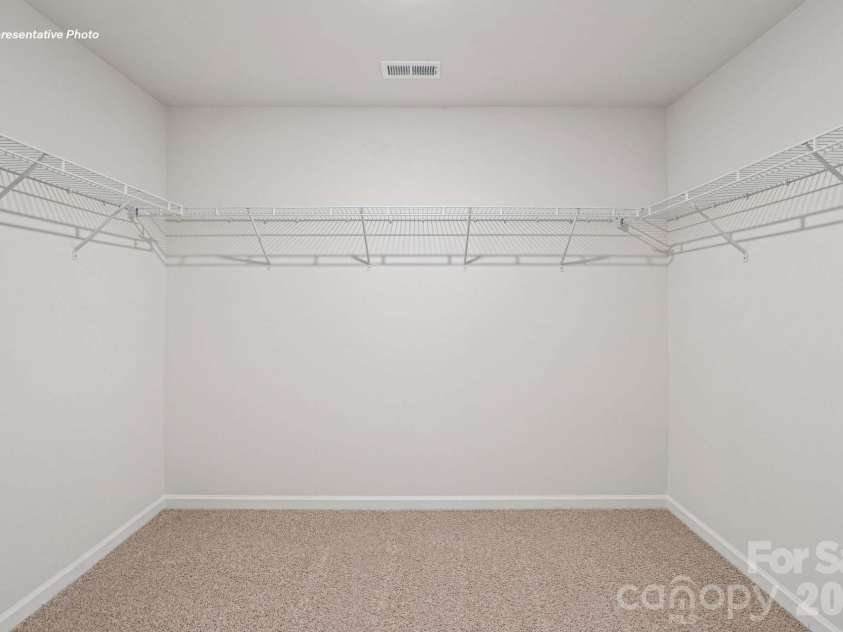 5108 Parker Forest Road, Charlotte, NC 28215.  MLS# CAR4409565, YatesRealty ID 56155. 