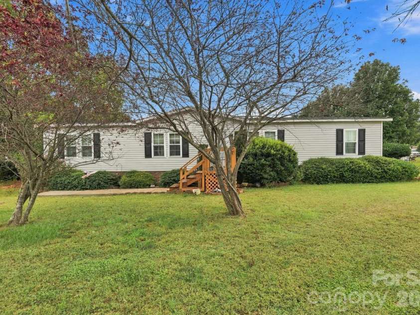3395 Sorrells Baxter Road, Cherryville, NC 28021.  MLS# CAR4429522, YatesRealty ID 56161. 