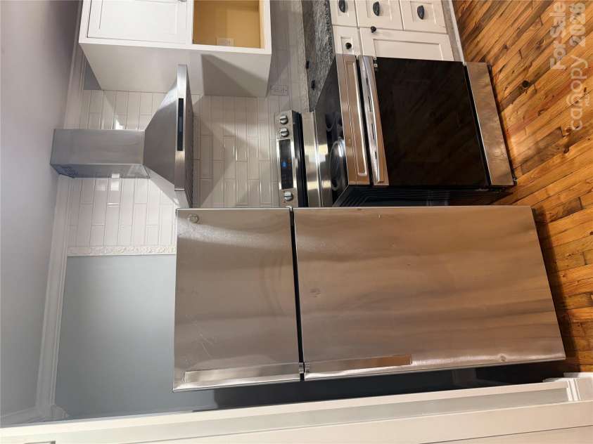 1929 Grier Avenue, Charlotte, NC 28216.  MLS# CAR4433679, YatesRealty ID 56166. Kitchen