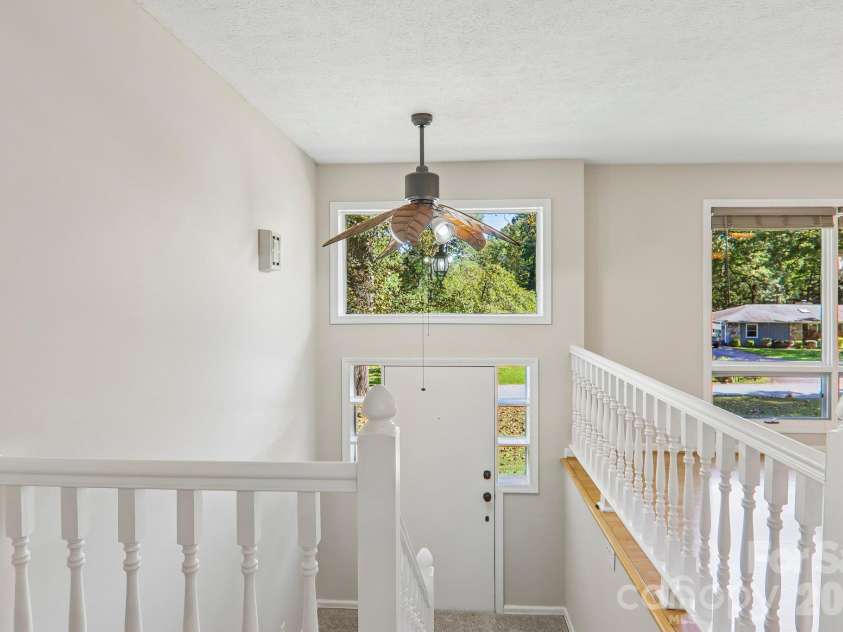 122 Laurel Lane, Etowah, NC 28729.  MLS# CAR4433580, YatesRealty ID 56167. 