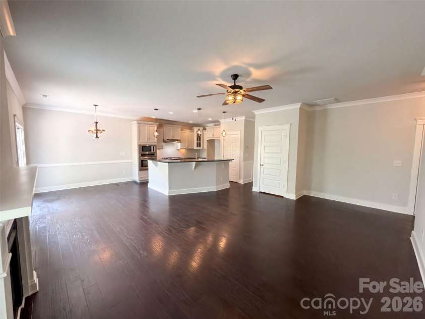 7412 Canova Lane, Charlotte, NC 28278.  MLS# CAR4433706, YatesRealty ID 56168. 