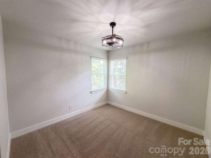 7412 Canova Lane, Charlotte, NC 28278.  MLS# CAR4433706, YatesRealty ID 56168. 