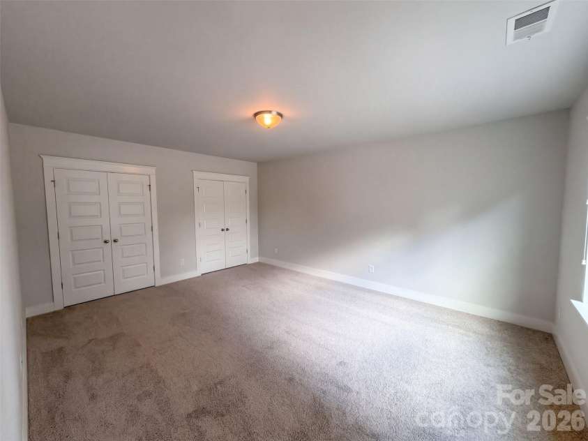 7412 Canova Lane, Charlotte, NC 28278.  MLS# CAR4433706, YatesRealty ID 56168. 
