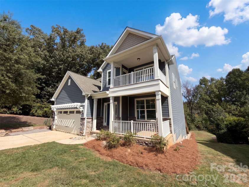 7412 Canova Lane, Charlotte, NC 28278.  MLS# CAR4433706, YatesRealty ID 56168. 