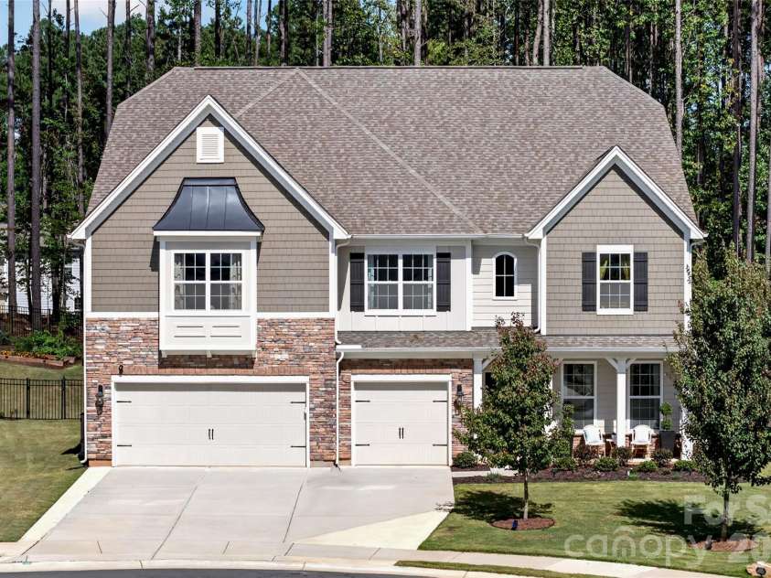 113 Vaughn Court, Troutman, NC 28166.  MLS# CAR4433699, YatesRealty ID 56169. 