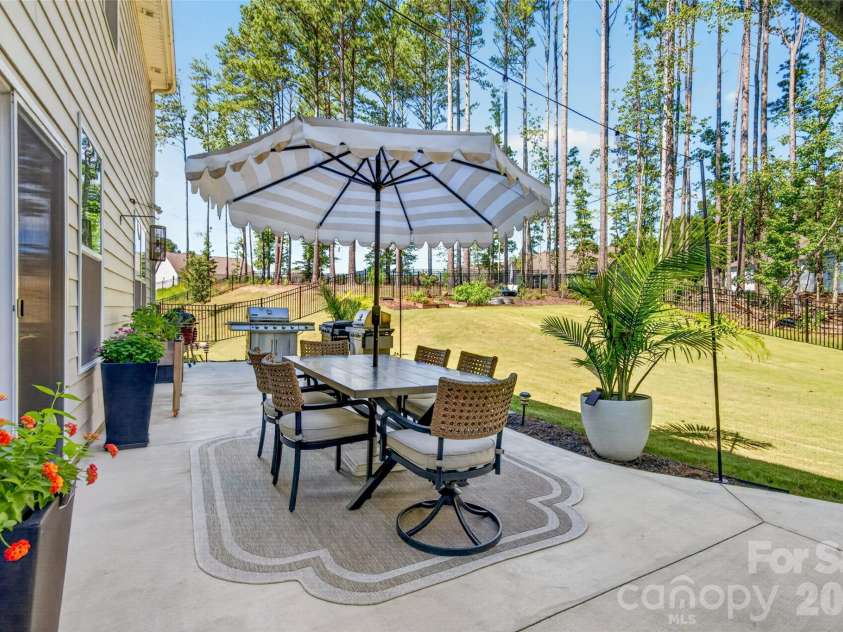 113 Vaughn Court, Troutman, NC 28166.  MLS# CAR4433699, YatesRealty ID 56169. 