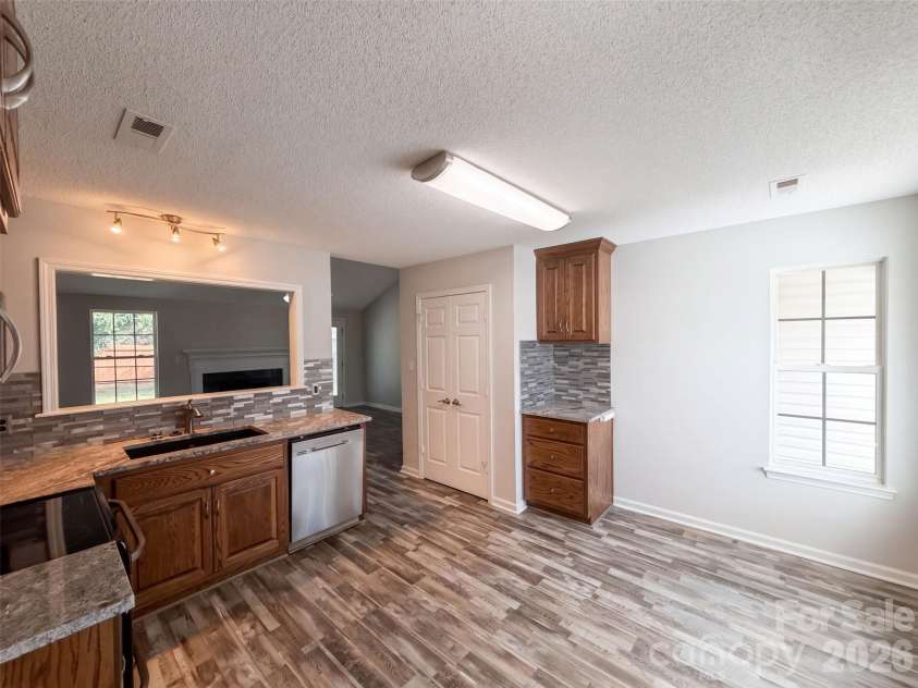 3760 Sedgewick Drive, Concord, NC 28027.  MLS# CAR4433716, YatesRealty ID 56172. 