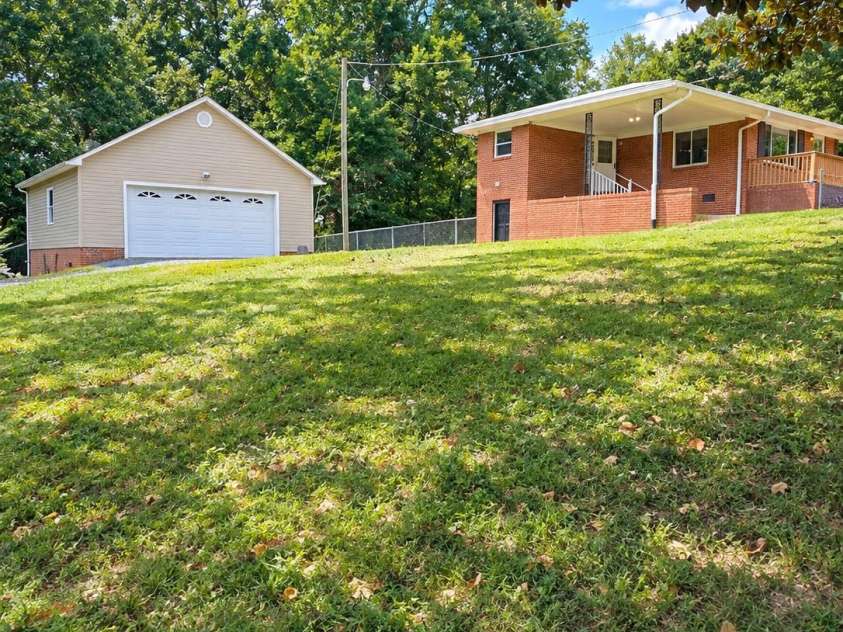 1627 Lakewood Drive, Rock Hill, SC 29732.  MLS# CAR4432089, YatesRealty ID 56179. Side Exterior