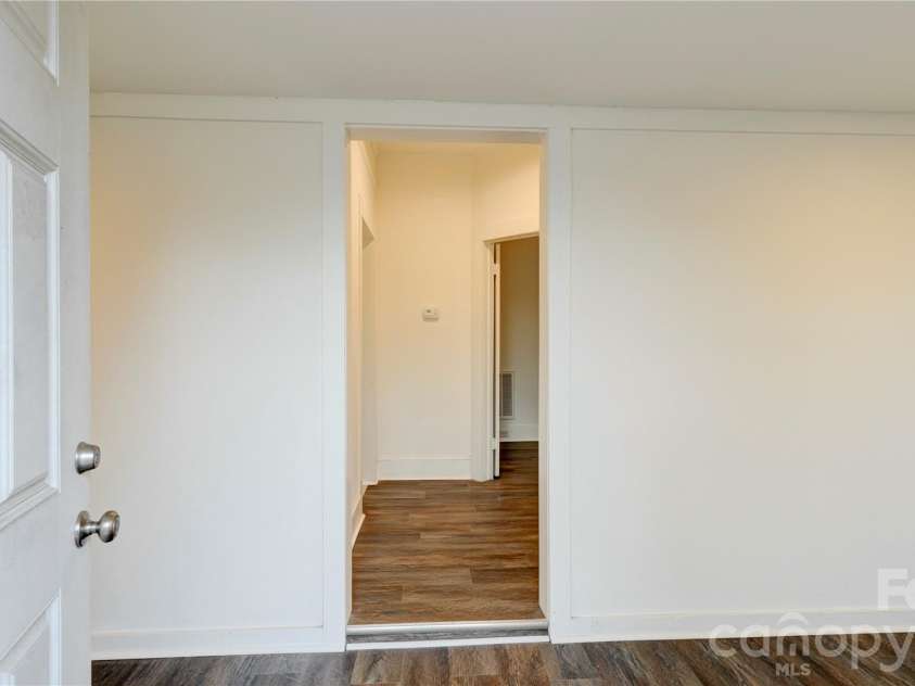 1003 Cannon Boulevard, Kannapolis, NC 28083.  MLS# CAR4326780, YatesRealty ID 5618. 