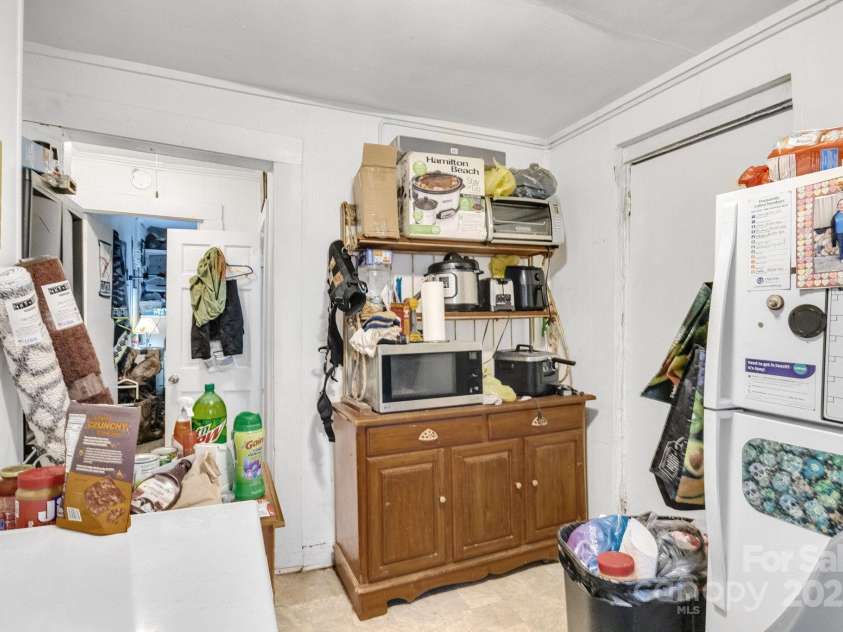 576 Washington Lane, Albemarle, NC 28001.  MLS# CAR4239757, YatesRealty ID 5618. 