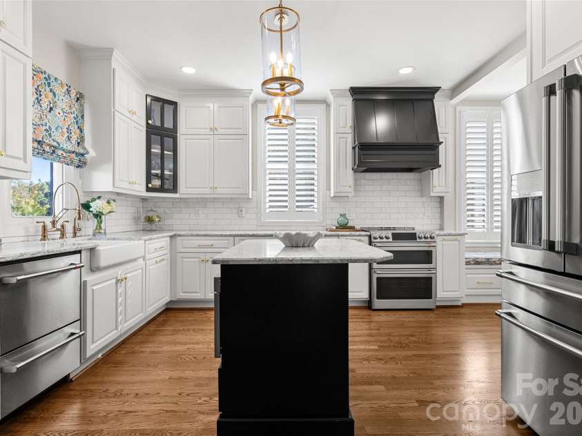 133 Glendale Avenue, Mount Holly, NC 28120.  MLS# CAR4432275, YatesRealty ID 56182. 