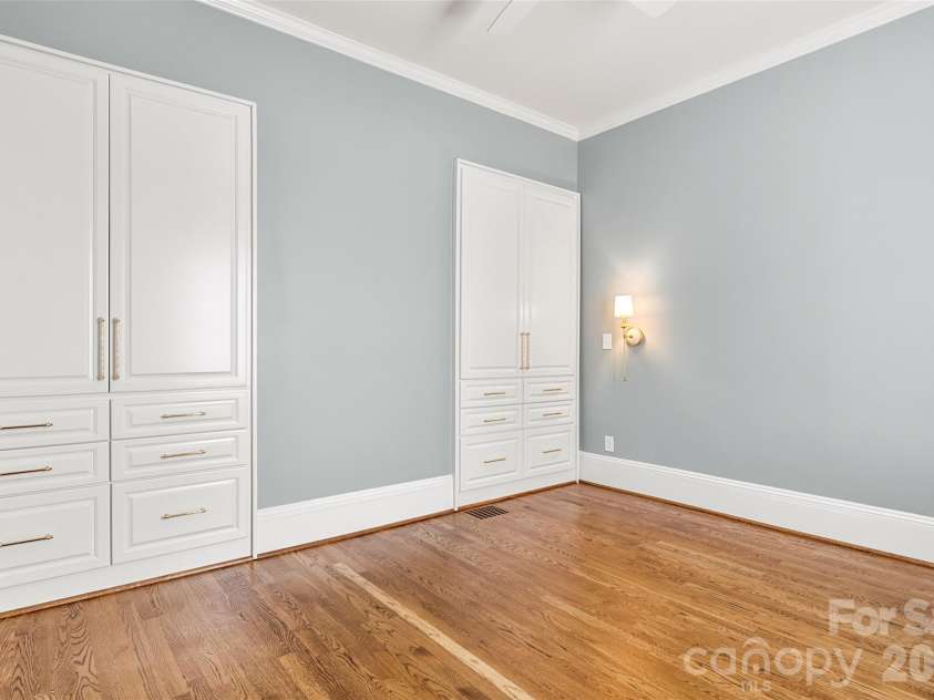 133 Glendale Avenue, Mount Holly, NC 28120.  MLS# CAR4432275, YatesRealty ID 56182. 