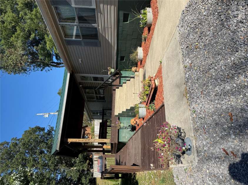 97 Fair Haven Drive, Burnsville, NC 28714.  MLS# CAR4433104, YatesRealty ID 56186. Ramp for easy access