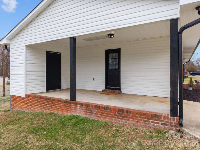 3335 Cauble Road, Salisbury, NC 28144.  MLS# CAR4352908, YatesRealty ID 5619. 