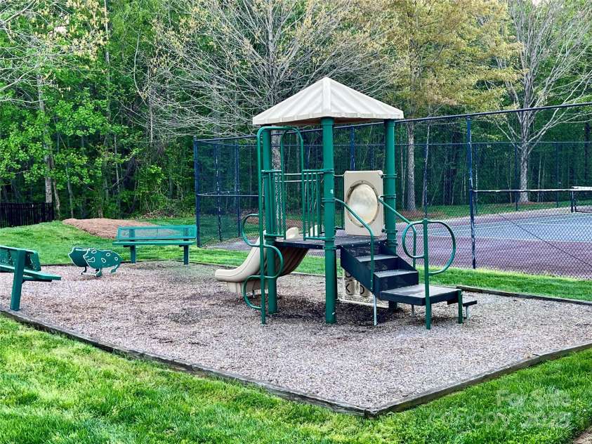 8453 Mossy Cup Trail, Harrisburg, NC 28075.  MLS# CAR4245368, YatesRealty ID 5619. 