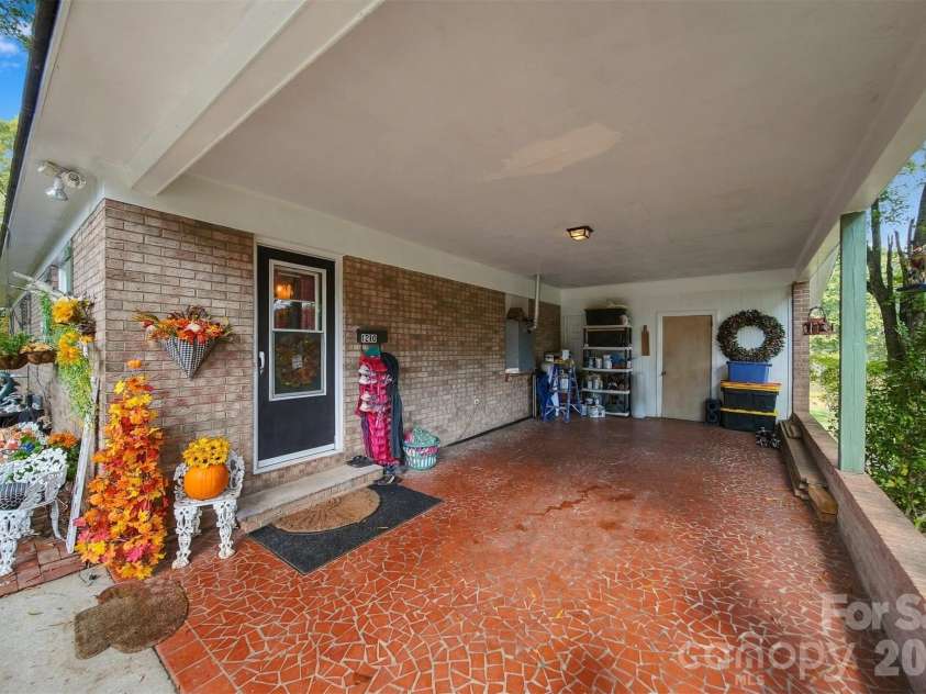 1210 2nd Street, Conover, NC 28613.  MLS# CAR4427774, YatesRealty ID 56191. 