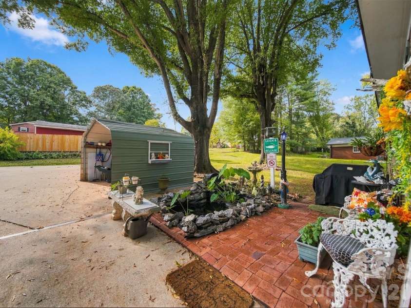 1210 2nd Street, Conover, NC 28613.  MLS# CAR4427774, YatesRealty ID 56191. 