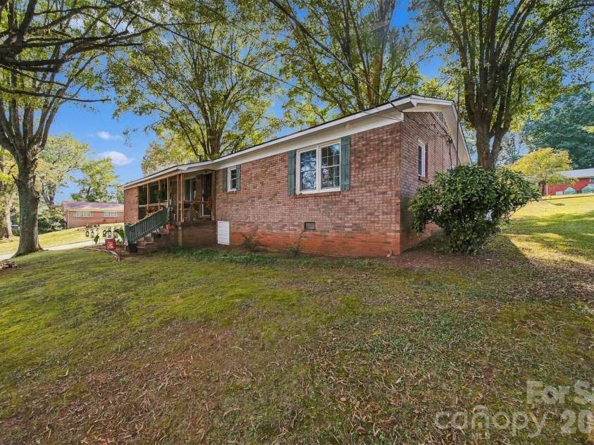 1210 2nd Street, Conover, NC 28613.  MLS# CAR4427774, YatesRealty ID 56191. 