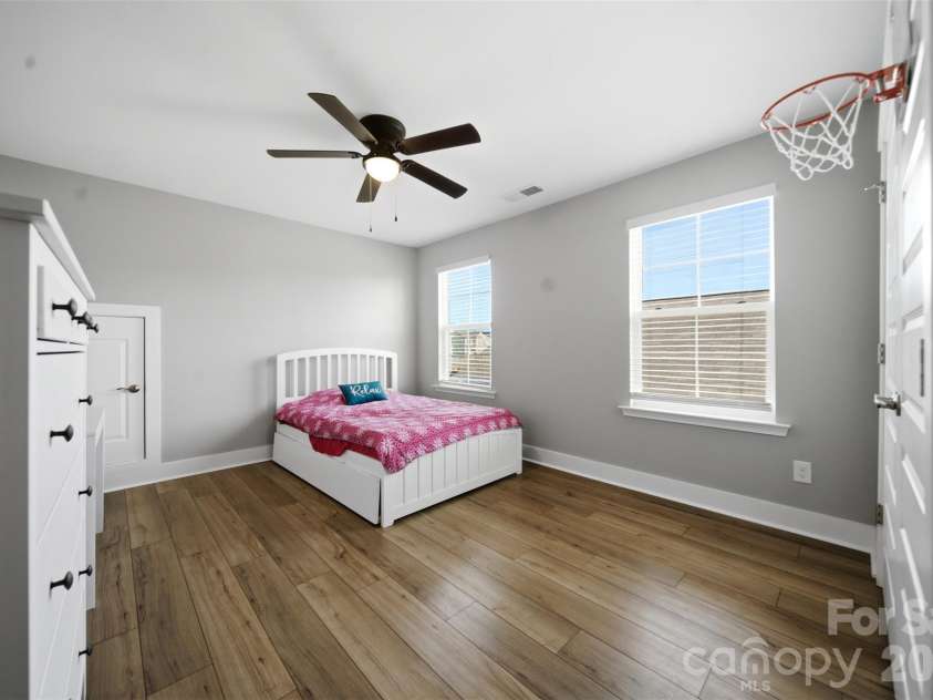 585 Ludlow Lane, Columbia, SC 29229.  MLS# CAR4433677, YatesRealty ID 56194. 