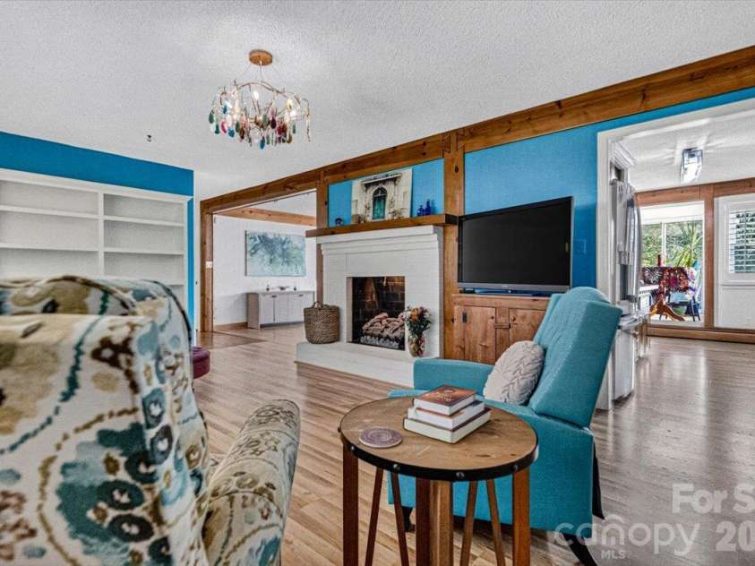2086 Old Mountain Road, Statesville, NC 28625.  MLS# CAR4432709, YatesRealty ID 56197. 