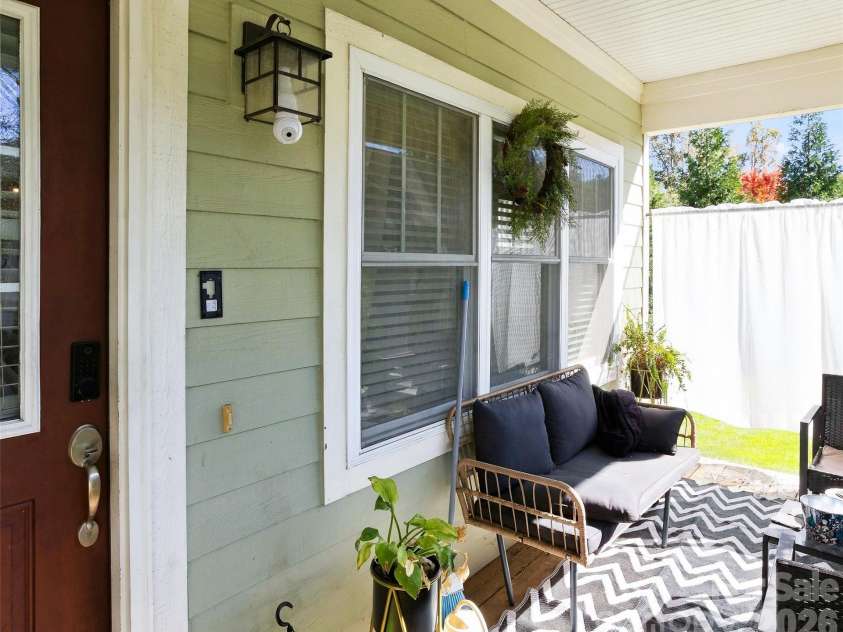 64 Fox Briar Drive, Fletcher, NC 28732.  MLS# CAR4428380, YatesRealty ID 56198. 