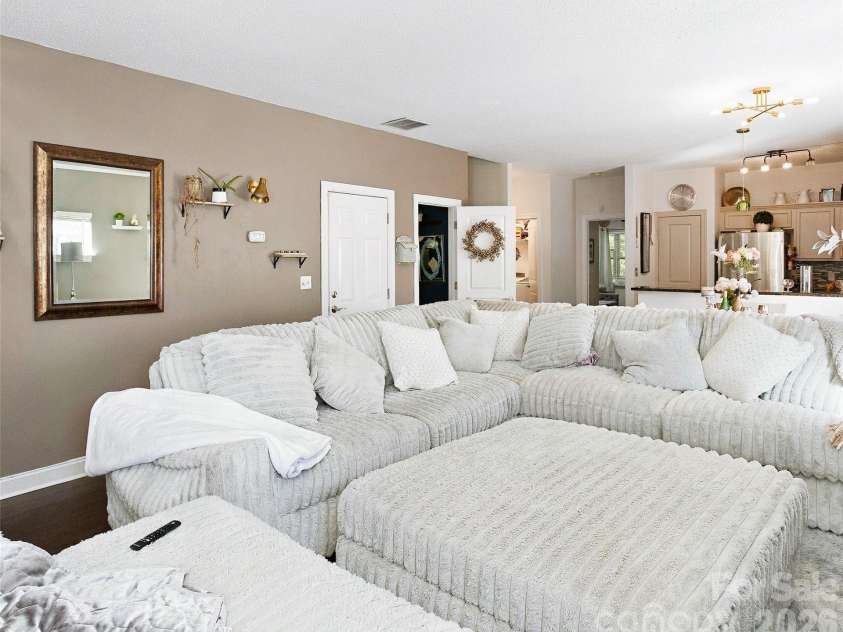 64 Fox Briar Drive, Fletcher, NC 28732.  MLS# CAR4428380, YatesRealty ID 56198. 