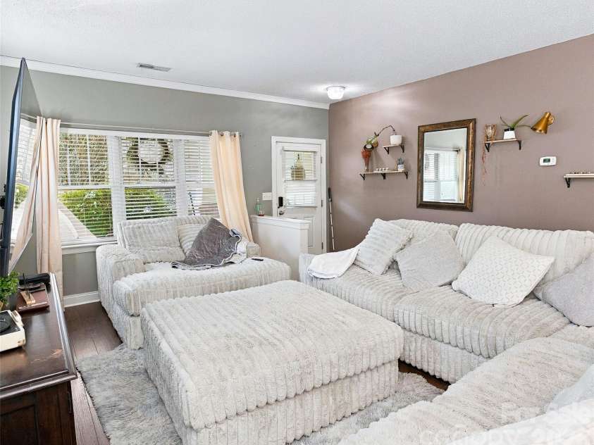 64 Fox Briar Drive, Fletcher, NC 28732.  MLS# CAR4428380, YatesRealty ID 56198. 