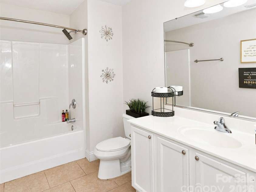 64 Fox Briar Drive, Fletcher, NC 28732.  MLS# CAR4428380, YatesRealty ID 56198. 