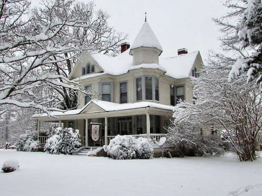 4689 Lakeview Acres Road, Valdese, NC 28690.  MLS# CAR4260635, YatesRealty ID 562. A memory from a past winter