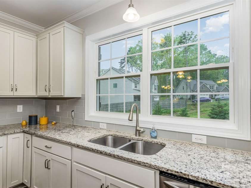 1027 Williamston Drive, Marshville, NC 28103.  MLS# CAR4242239, YatesRealty ID 5620. 