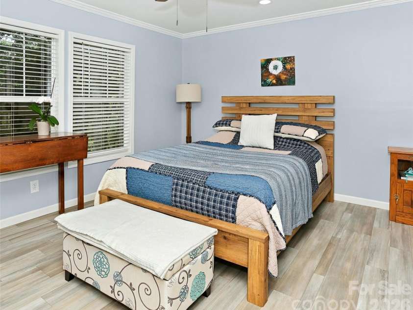 203 Beaverdam Loop Road, Candler, NC 28715.  MLS# CAR4429811, YatesRealty ID 56200. 