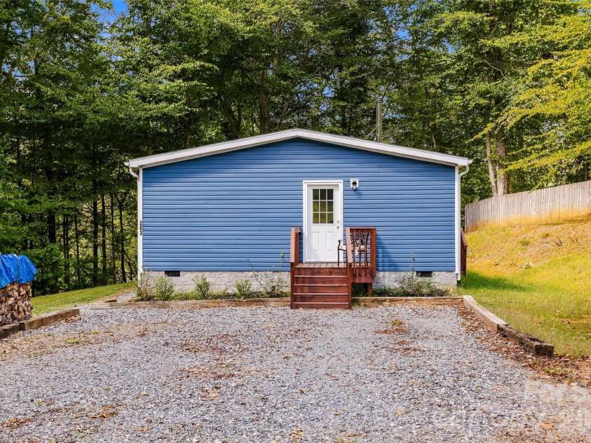 203 Beaverdam Loop Road, Candler, NC 28715.  MLS# CAR4429811, YatesRealty ID 56200. 