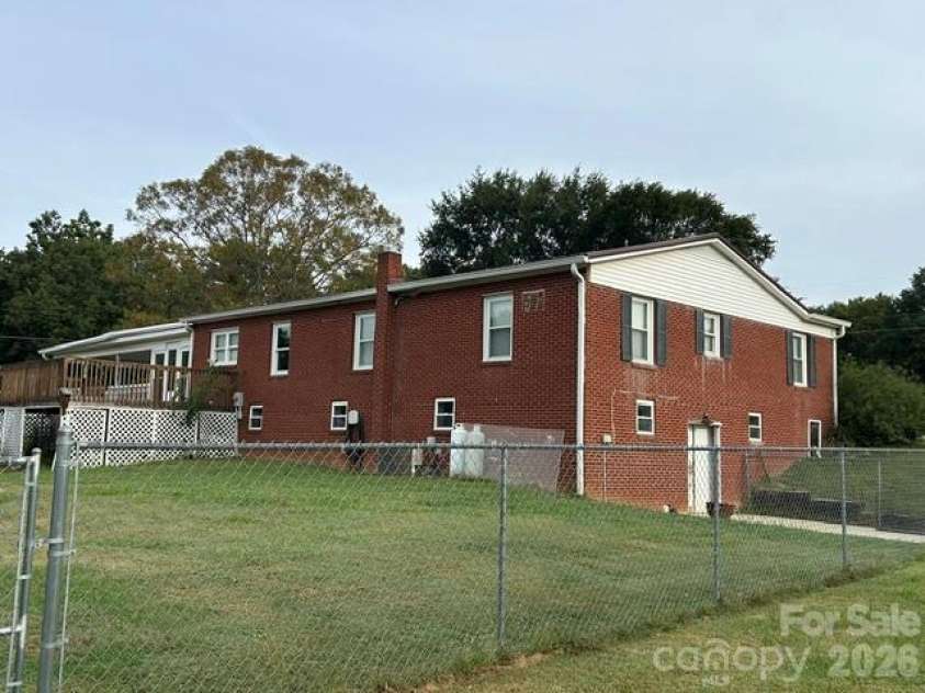 292 Old Henrietta Road, Forest City, NC 28043.  MLS# CAR4432146, YatesRealty ID 56201. 
