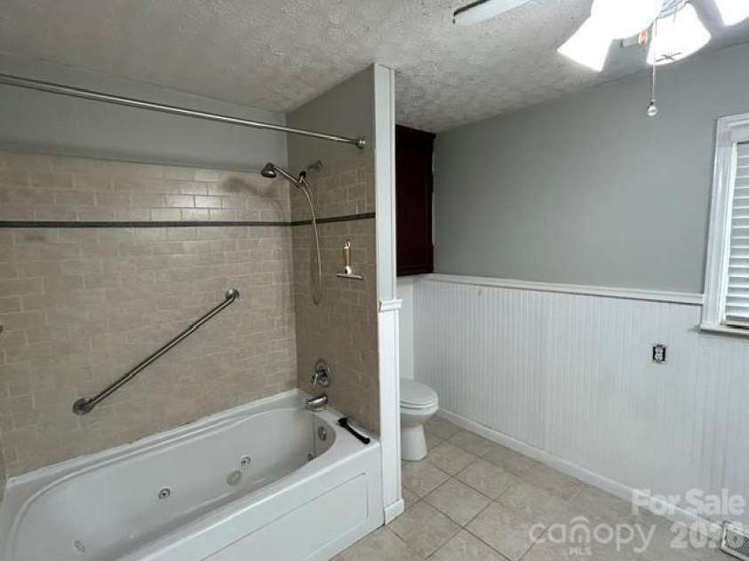 292 Old Henrietta Road, Forest City, NC 28043.  MLS# CAR4432146, YatesRealty ID 56201. 