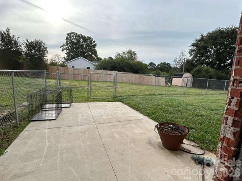 292 Old Henrietta Road, Forest City, NC 28043.  MLS# CAR4432146, YatesRealty ID 56201. 