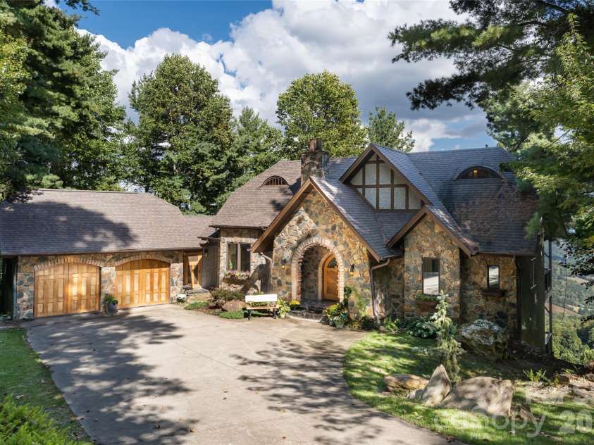 342 Doubletop Lane, Candler, NC 28715.  MLS# CAR4432482, YatesRealty ID 56204. 