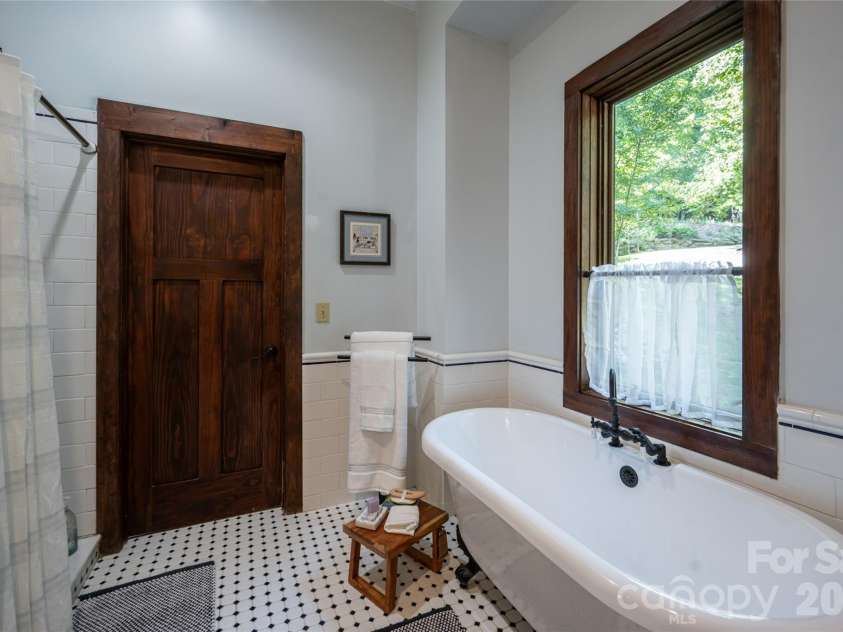 342 Doubletop Lane, Candler, NC 28715.  MLS# CAR4432482, YatesRealty ID 56204. 