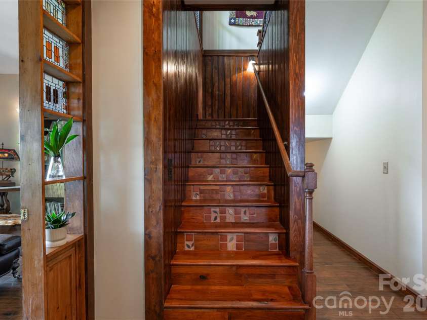 342 Doubletop Lane, Candler, NC 28715.  MLS# CAR4432482, YatesRealty ID 56204. 