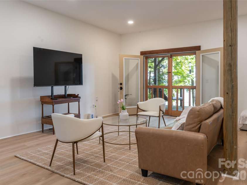 342 Doubletop Lane, Candler, NC 28715.  MLS# CAR4432482, YatesRealty ID 56204. 