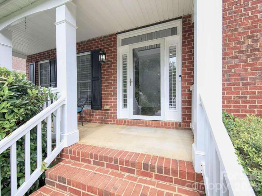 166 Laurel Glen Drive, Mooresville, NC 28115.  MLS# CAR4433750, YatesRealty ID 56206. 