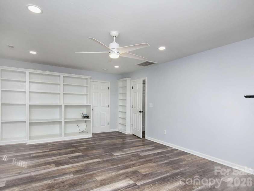 166 Laurel Glen Drive, Mooresville, NC 28115.  MLS# CAR4433750, YatesRealty ID 56206. 