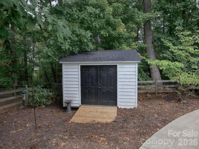 166 Laurel Glen Drive, Mooresville, NC 28115.  MLS# CAR4433750, YatesRealty ID 56206. 