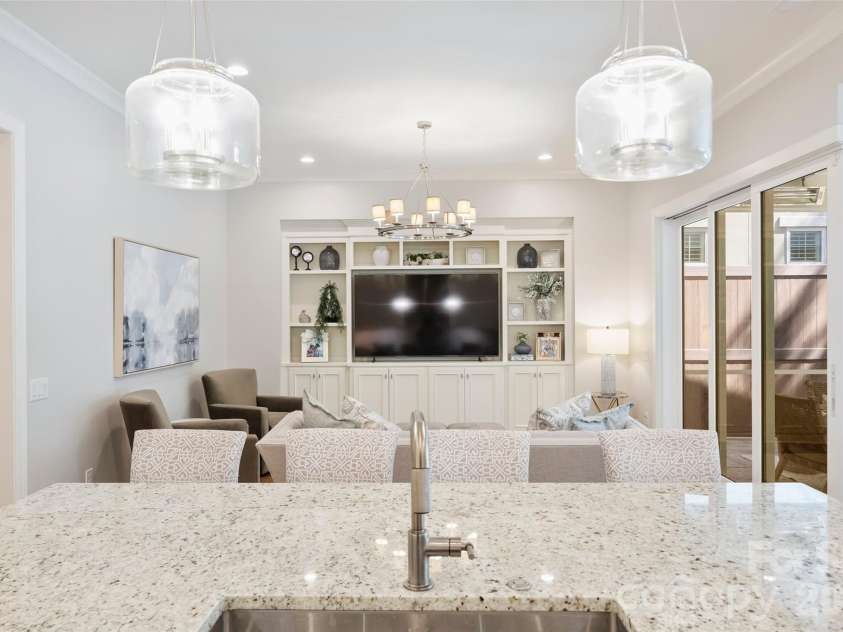 17728 Jetton Green Loop, Cornelius, NC 28031.  MLS# CAR4431727, YatesRealty ID 56207. 